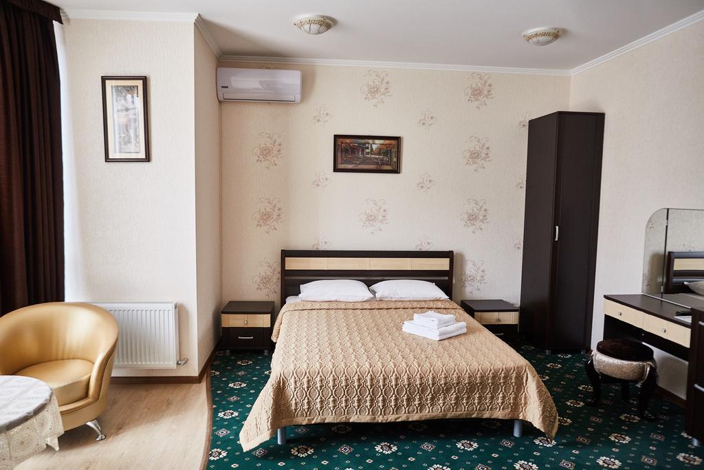 Rest-Exclusive Guest House Kislovodsk Bilik gambar