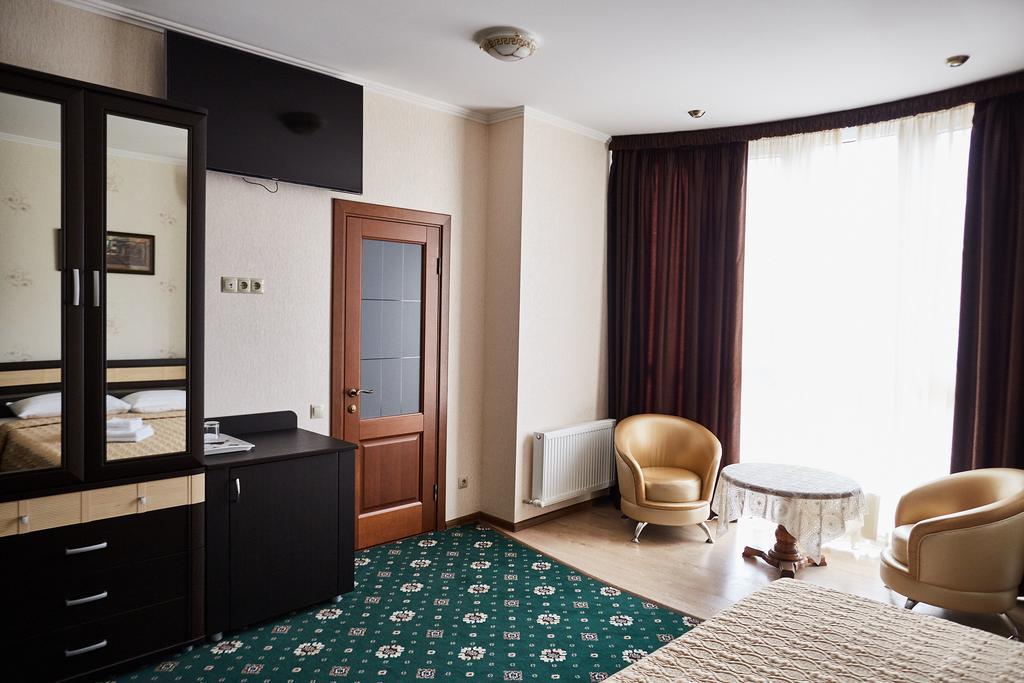 Rest-Exclusive Guest House Kislovodsk Bilik gambar