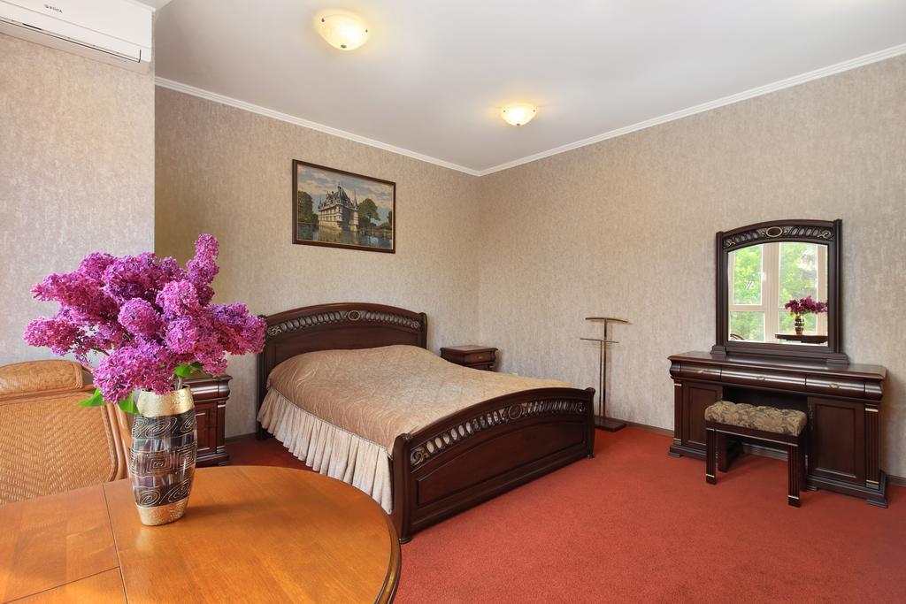 Rest-Exclusive Guest House Kislovodsk Bilik gambar