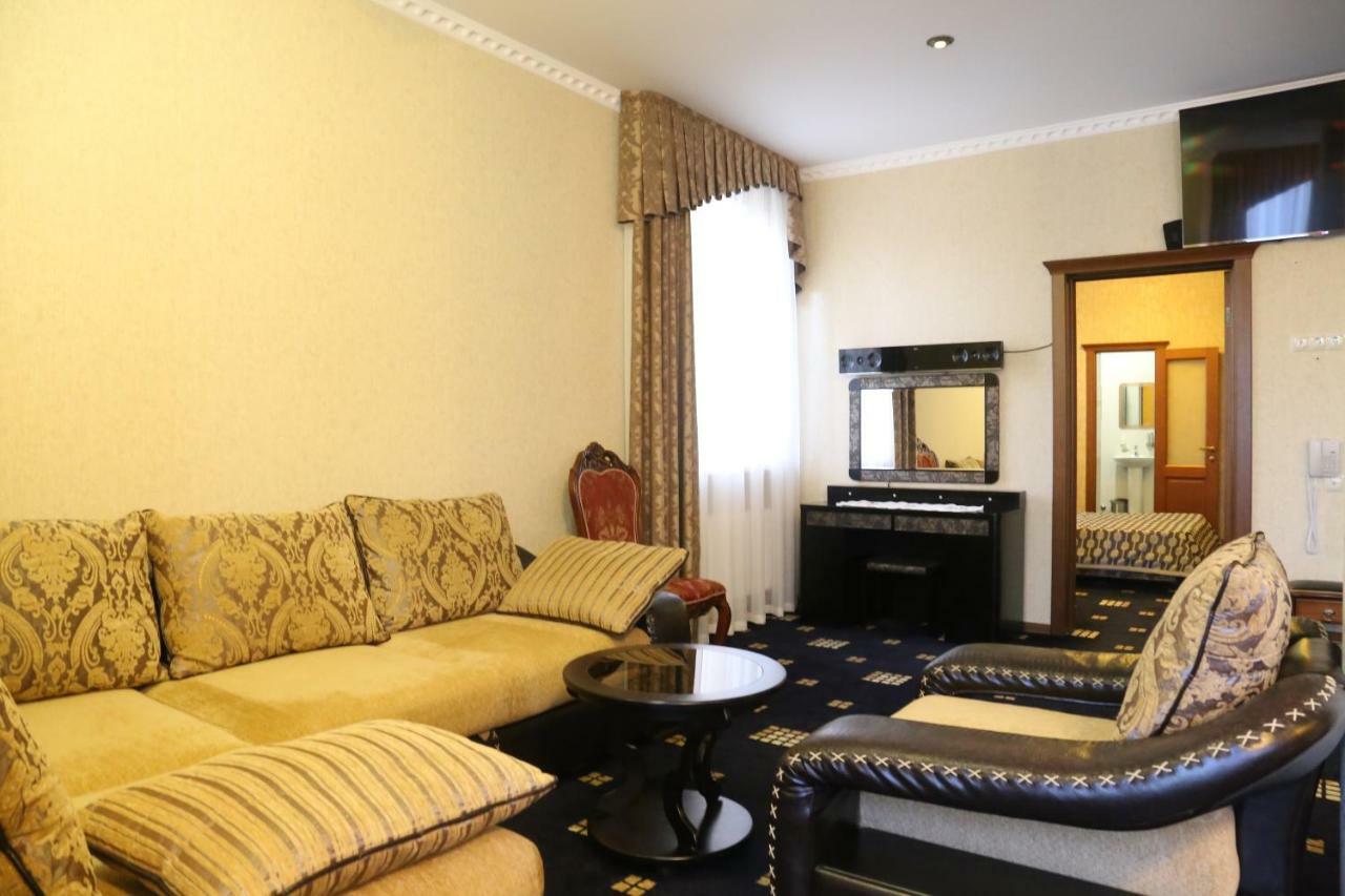 Rest-Exclusive Guest House Kislovodsk Luaran gambar